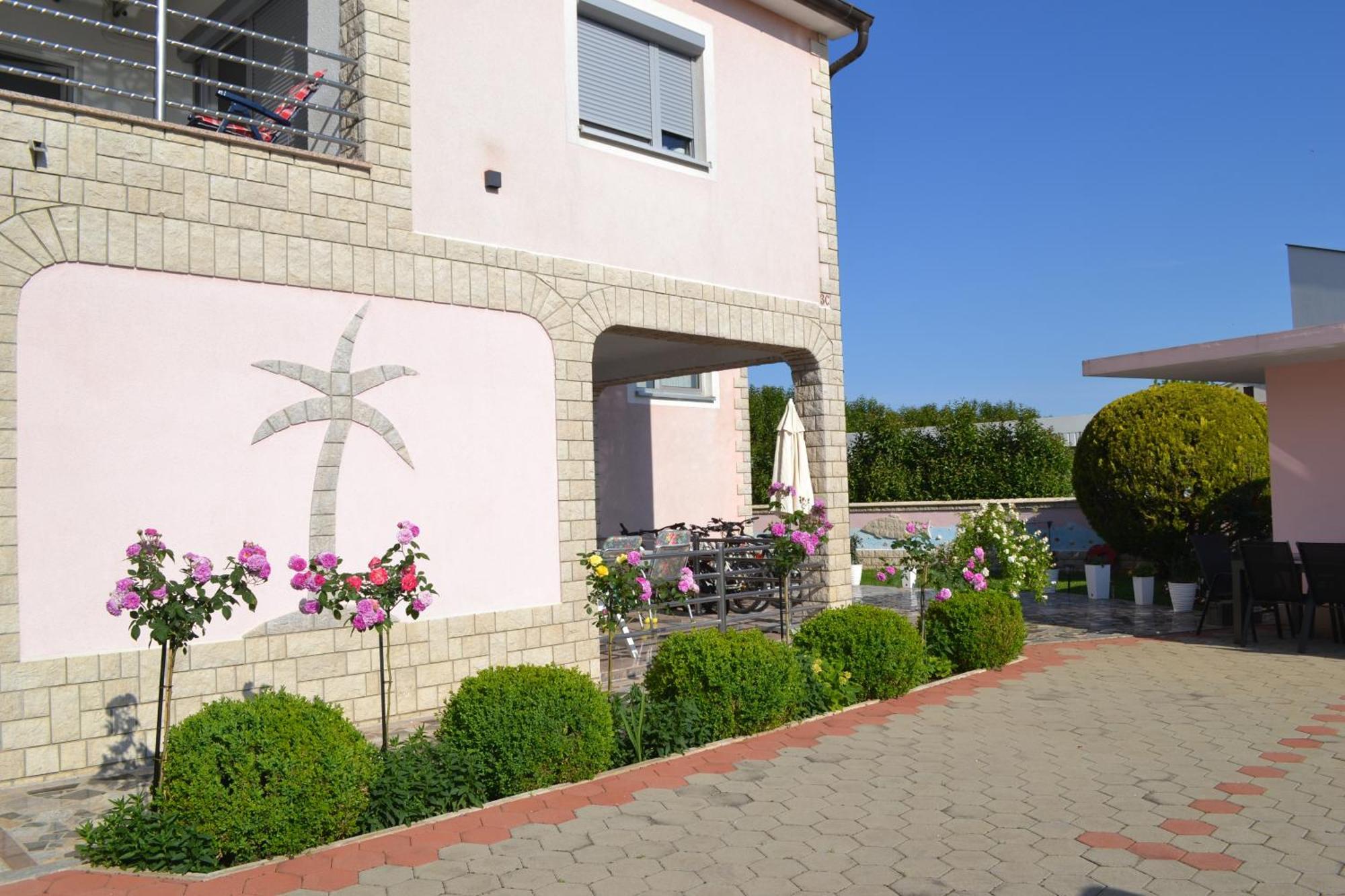 Villa Baldi -Apartmani Danny Tar-Vabriga Exterior photo